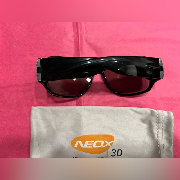 Neox 3d golfing glasses - Picture 2 of 4